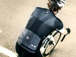 GOBIK Attitude 2.0 Citizen Maillot Manches Courtes Warm 2022 -Bicyclette Pièces Magasin gobik attitude 20 citizen maillot manches courtes warm 2022 2